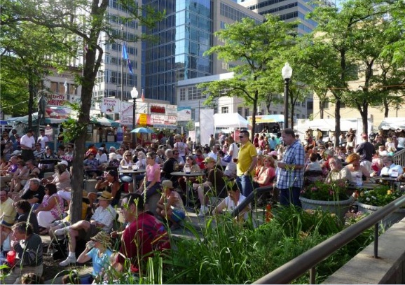 Peavey Plaza Music