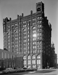 466px-Metropolitan_Building_Minneapolis
